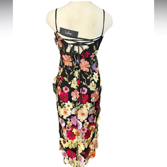 Lulus Thriving Energy Black 3D Floral Embroidered Lace-Up
Midi Dress Size XS NWT - Picture 6 of 10